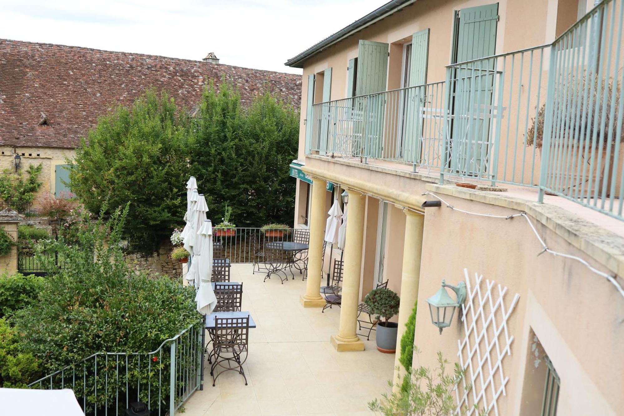 Hotel-Restaurant Cote Rivage Badefols-sur-Dordogne Exterior photo