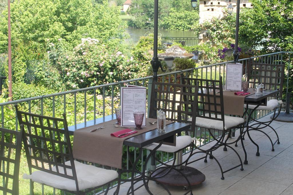 Hotel-Restaurant Cote Rivage Badefols-sur-Dordogne Exterior photo